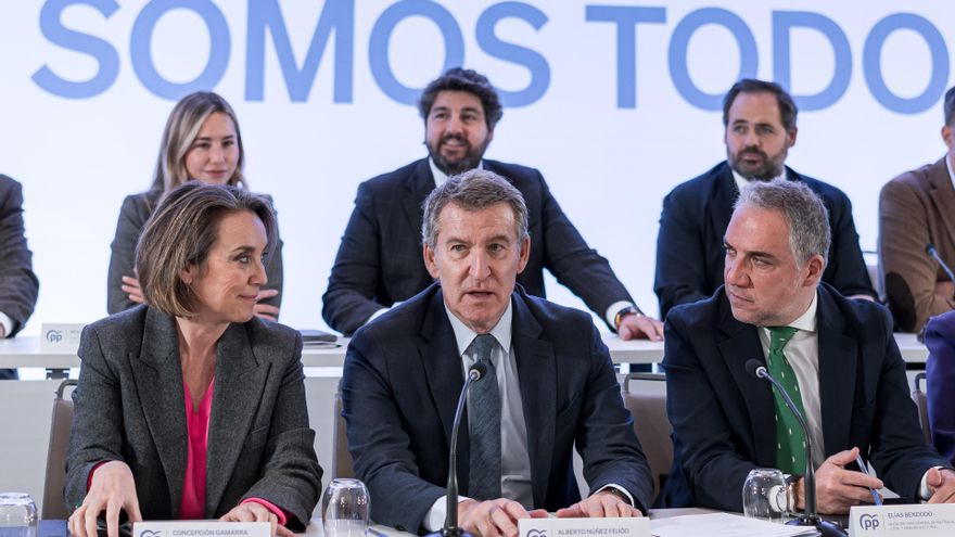 Feijóo arremete contra la conmemoración de los 50 años de la muerte de Franco: "¡Qué pereza dan!"