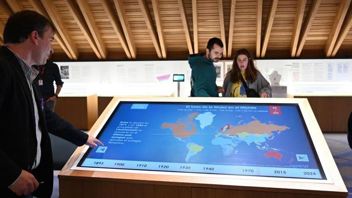 La exposición ‘La Conquista del Voto’ aborda en León a mujeres claves en la historia contemporánea de España