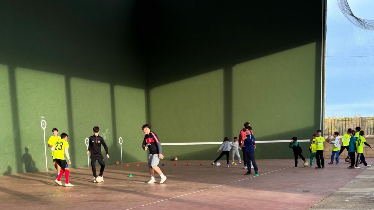 El municipio de Almanza, en León, multiplica por cinco su población infantil en seis años