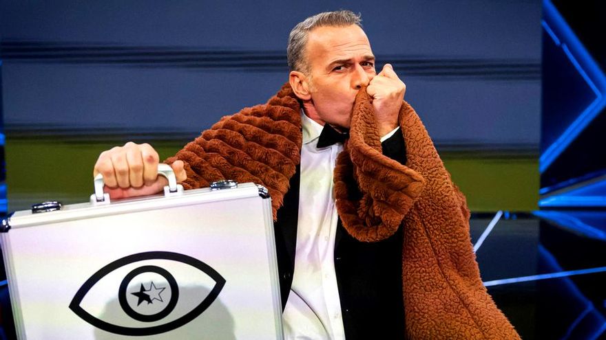 Carlos Lozano dice que hará con los 50.000 euros del premio de 'GH Dúo', con dardo a sus compañeros: "A ver si hay pasta"