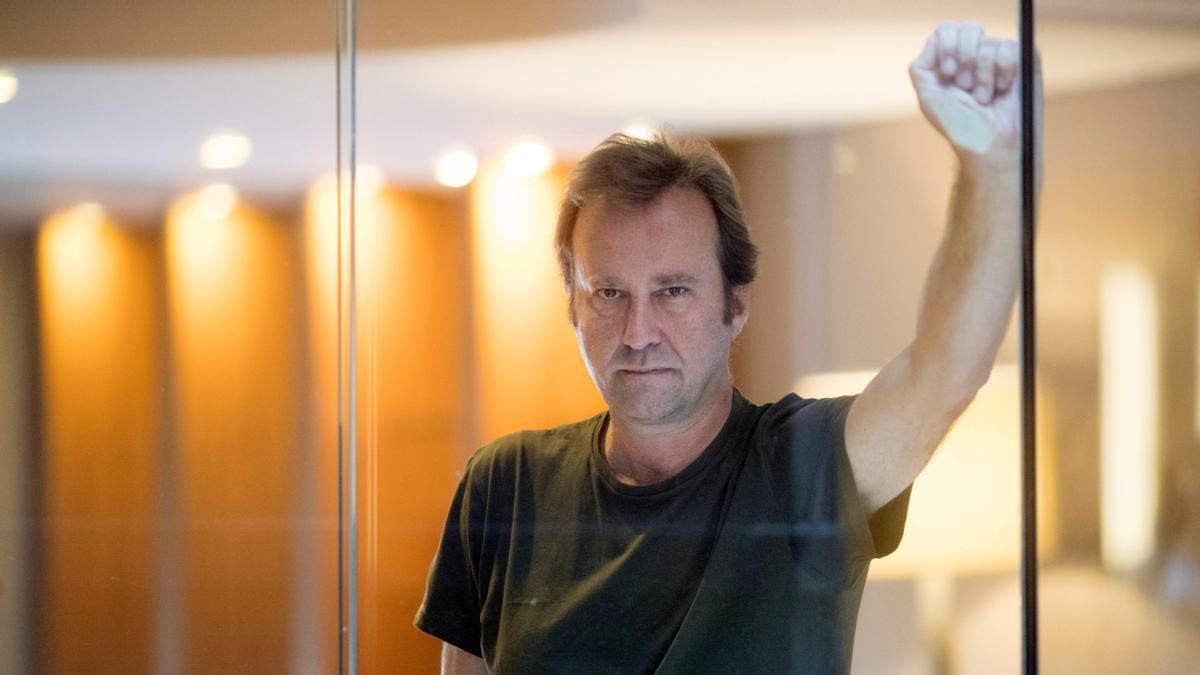 'Los ilusionistas', la historia familiar de Marcos Giralt Torrente que retrata la España reciente, gana el XXI Premio Dulce Chacón