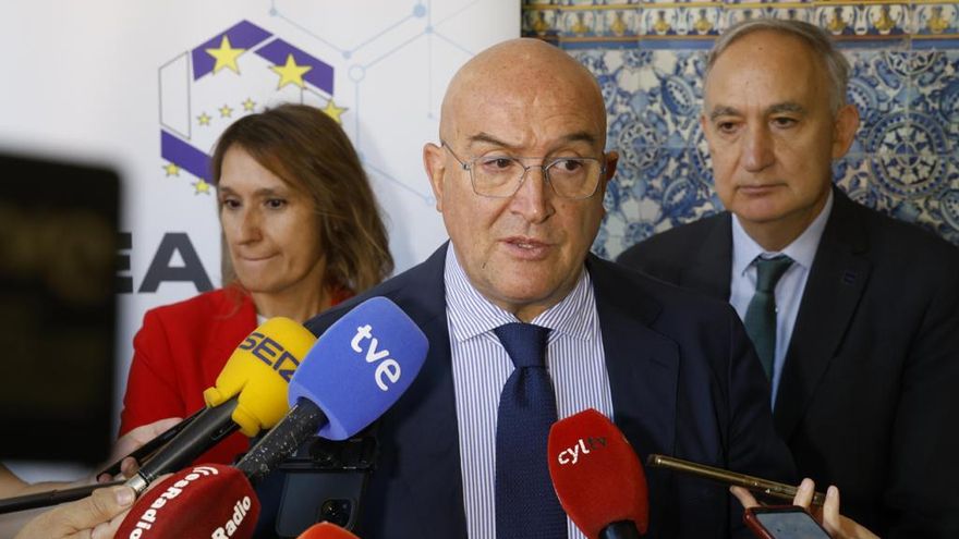 El alcalde de Valladolid apunta a noviembre para comenzar a eliminar carriles bus y de bicis