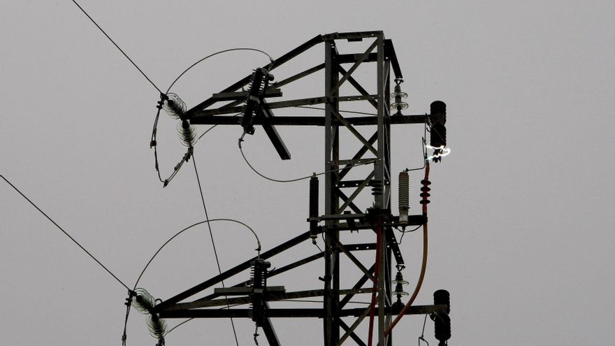 La CNMC aprueba la modificación temporal de varios procedimientos pedida por Red Eléctrica