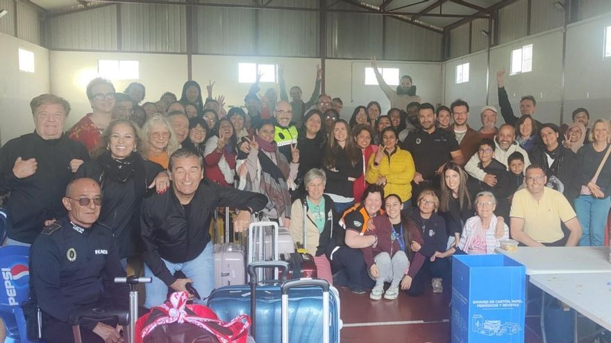 Un tren rescatado, pueblos sin agua y el regreso de la luz escalonado: así se ha vivido el apagón en Almería y Granada