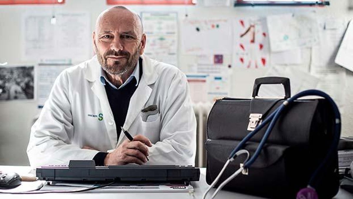 Antonio González Cabrera, médico: “Defender la sanidad pública es defender la dignidad de los ciudadanos rurales”