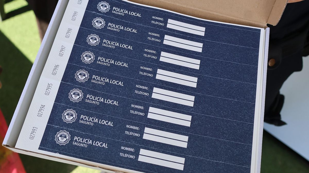 La Policía Local de Sagunto repartirá pulseras antipérdida para niños, niñas y personas mayores en las zonas de playa