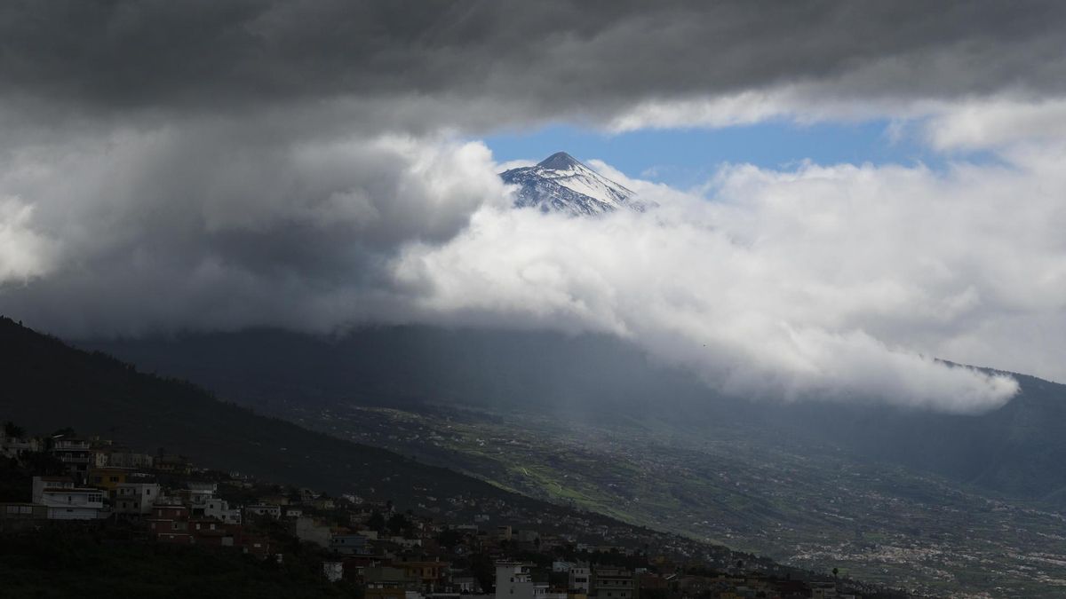 Lluvias fuertes, tormentas y vientos de hasta más de 100 km/hora este jueves en Canarias