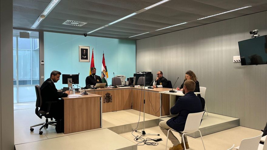 Visto para sentencia: la Fiscalía mantiene su petición de 3 años y un día de prisión para el ganadero detenido en la tractorada