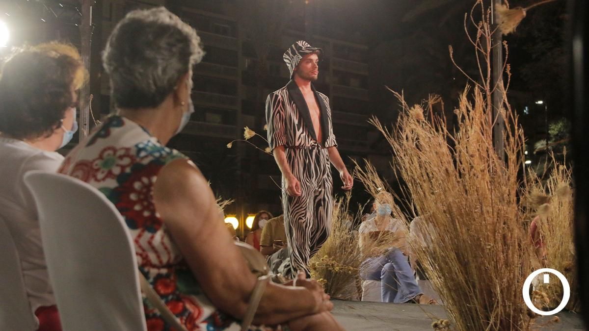 Desfile de la nueva colección de Hugo Clavelina