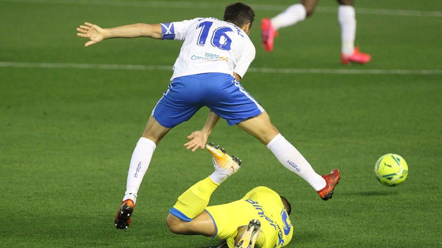 El derbi canario no pasa de otro empate