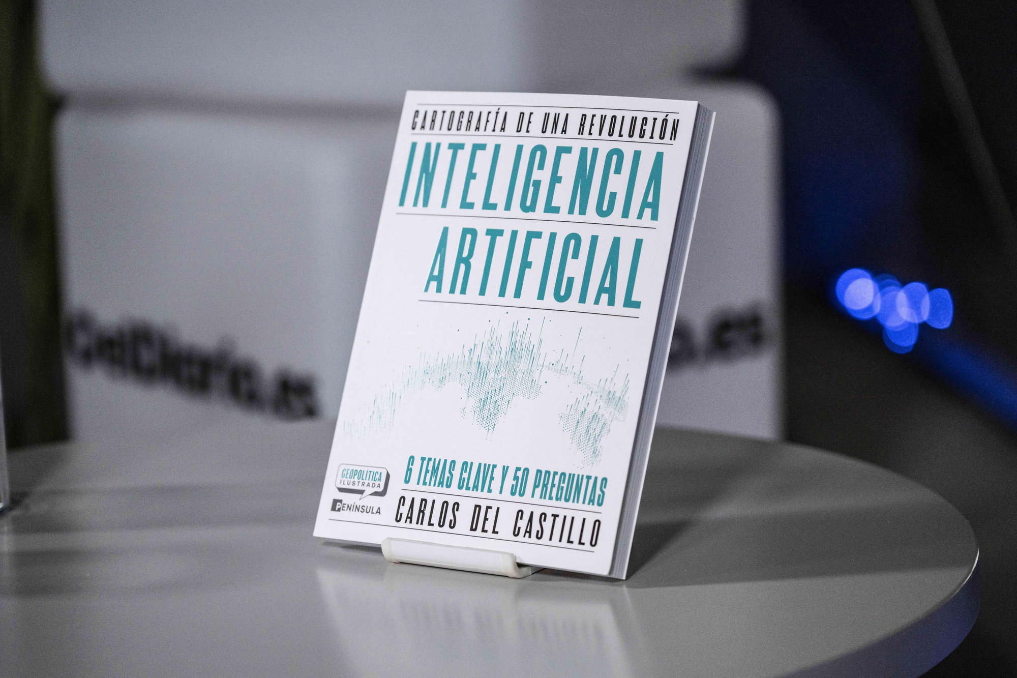 Carlos del Castillo presenta ‘Inteligencia artificial: cartografía de una revolución’, en imágenes