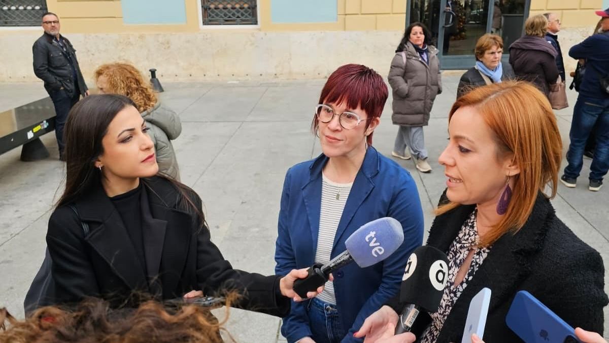 Compromís celebra que el Gobierno permita usar el superávit en ayuntamientos pero cree que la reforma se queda "corta"