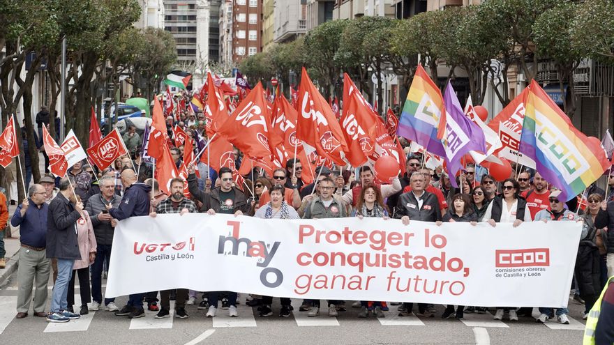 La manifestación del 1 de mayo, Día del Trabajo, en la ciudad de León