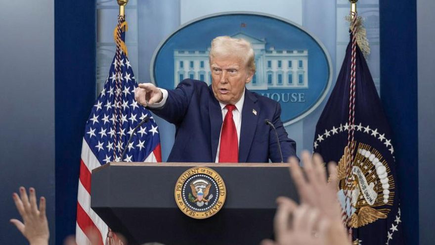 Trump hizo temblar las bolsas en el mundo y Caputo prometió más ajuste para moderar el impacto en el país