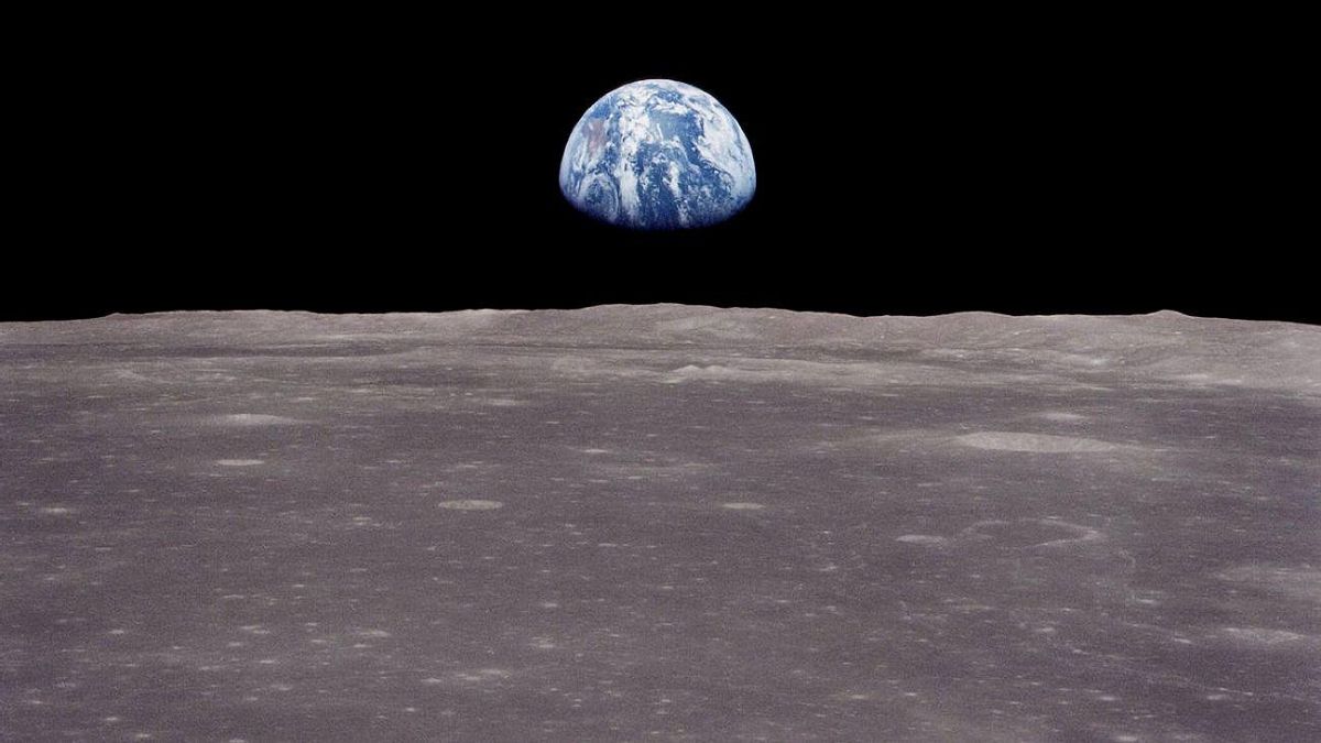 La Tierra vista desde la Luna en la famosa imagen de 1968, 'Earthrise'..