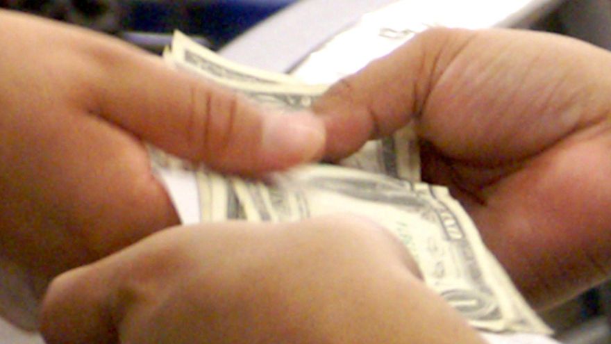 El BM subraya que las remesas de migrantes se mantienen pese a la pandemia