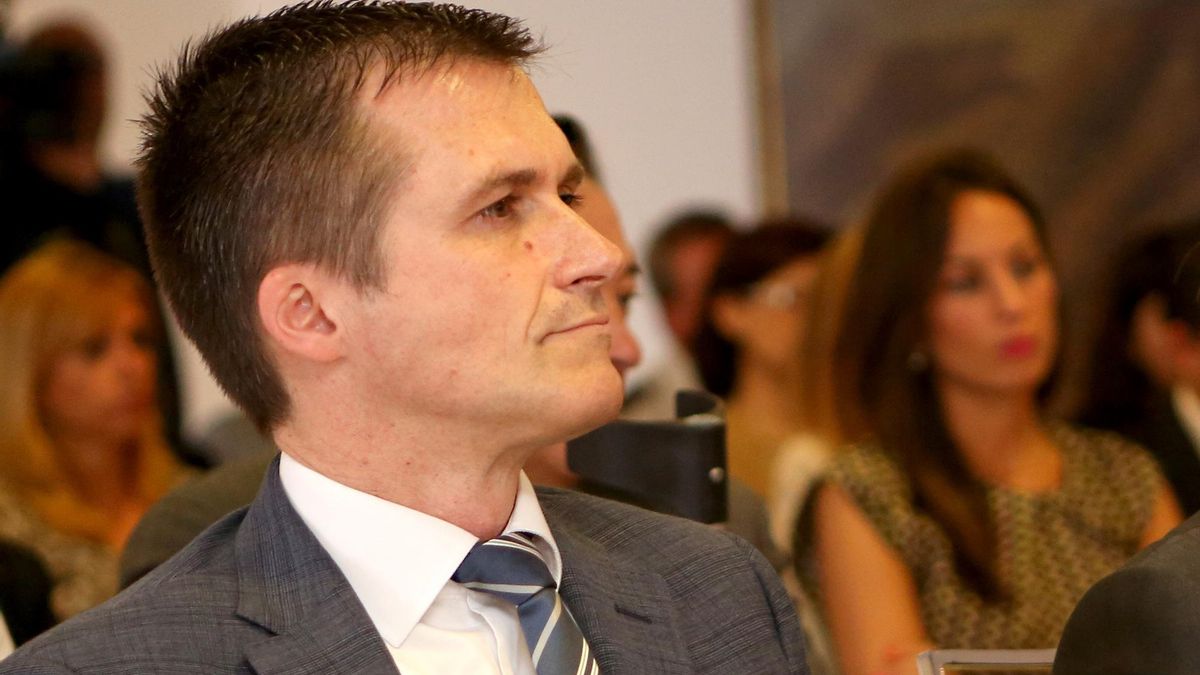 PNV y PSE-EE presentan el nombre de Mikel Mancisidor para el Ararteko sin el consenso con EH Bildu