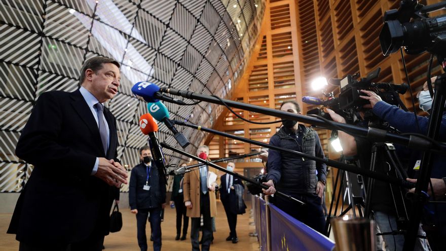 Planas critica en Bruselas el debate sobre las macrogranjas: "No es creíble, está lejos de la realidad"