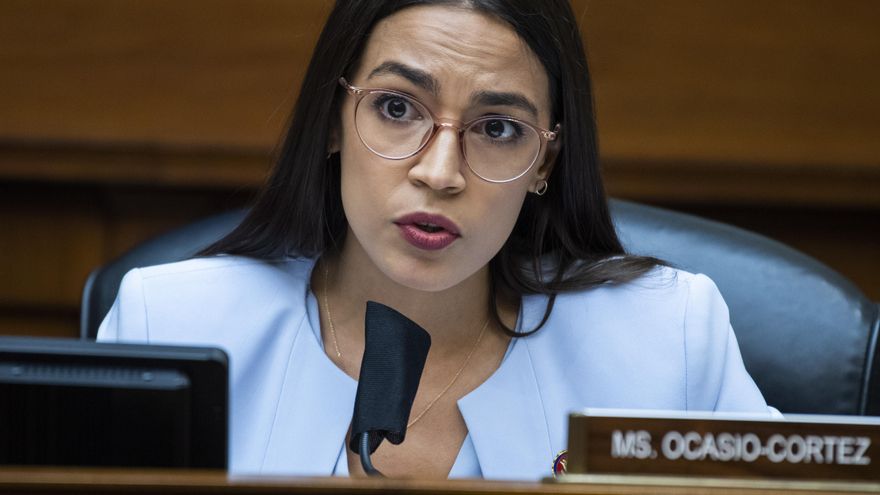El relato de Alexandria Ocasio-Cortez tras el ataque al Capitolio: "Pensé que iba a morir"