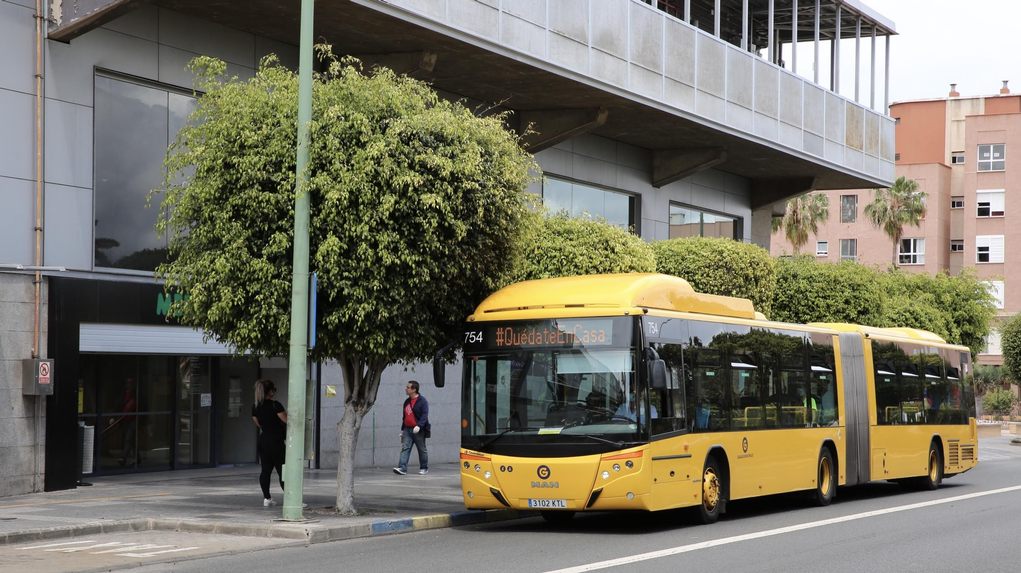 Primer día de la vuelta al trabajo de forma escalonada. (Alejandro Ramos)
