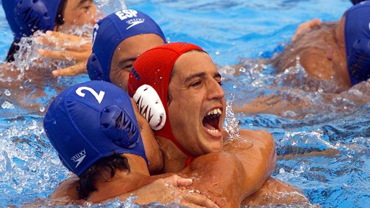 Rollán no solo fue el guardián de una generación irrepetible, sino también un símbolo de carisma y entrega absoluta