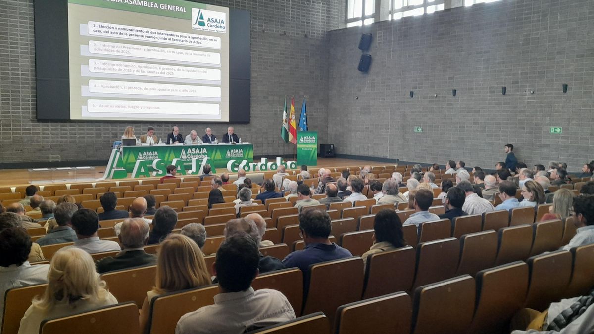 La Presidencia de Asaja Córdoba encaja tres derrotas en su asamblea general