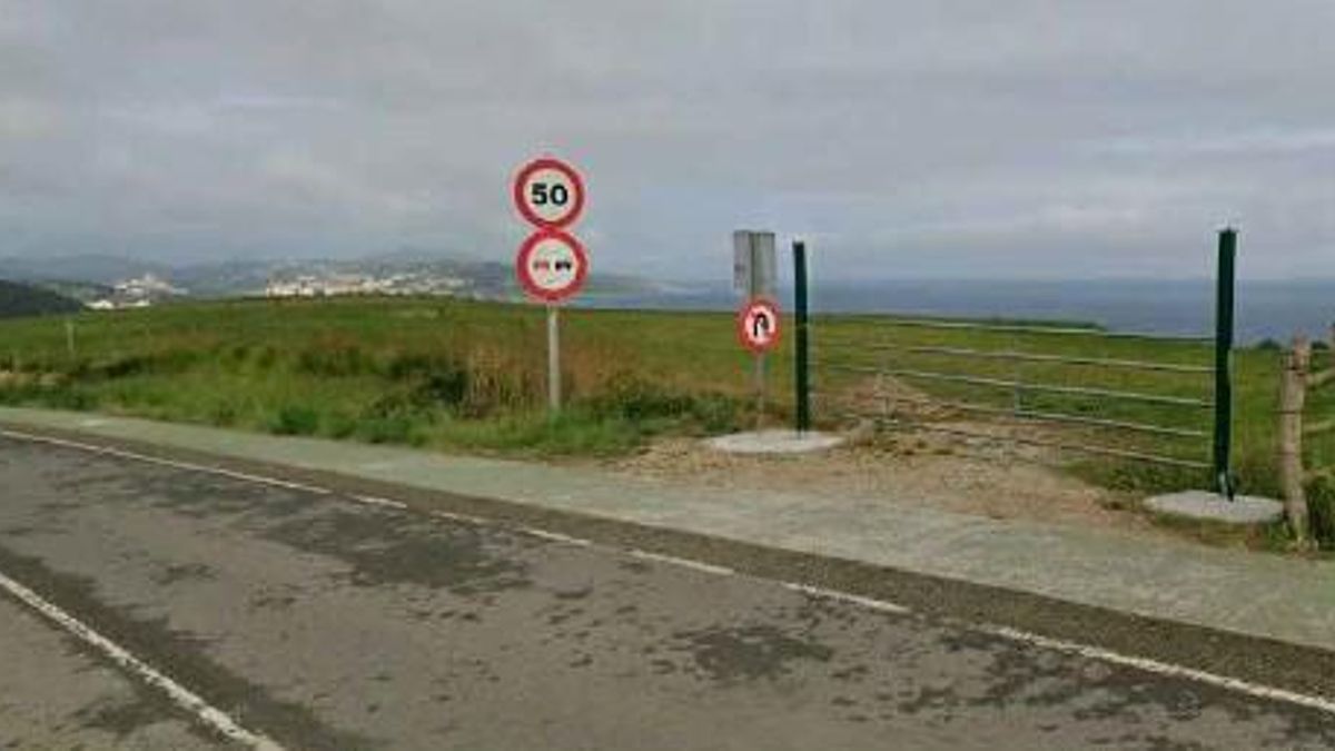 El Gobierno de Cantabria tramita un aparcamiento de autocaravanas en el Parque de Oyambre a pocos metros de la playa de Gerra