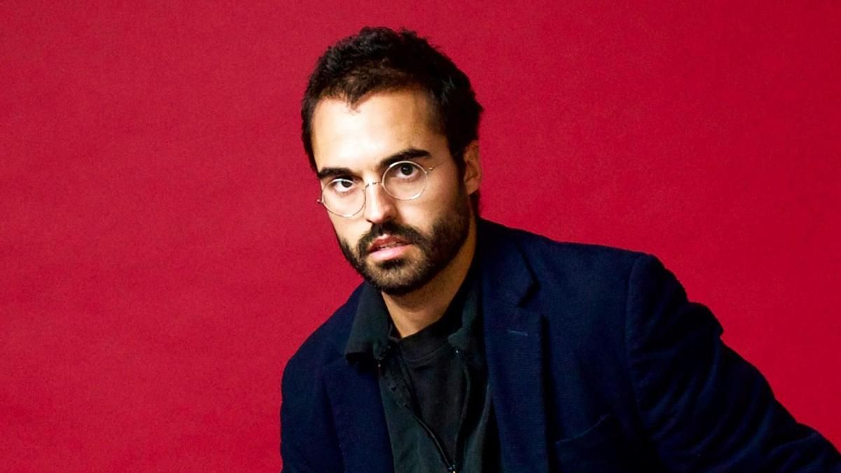 El humorista canario Abián Díaz trae el viernes al Teatro San Francisco de León su 'Show patético'