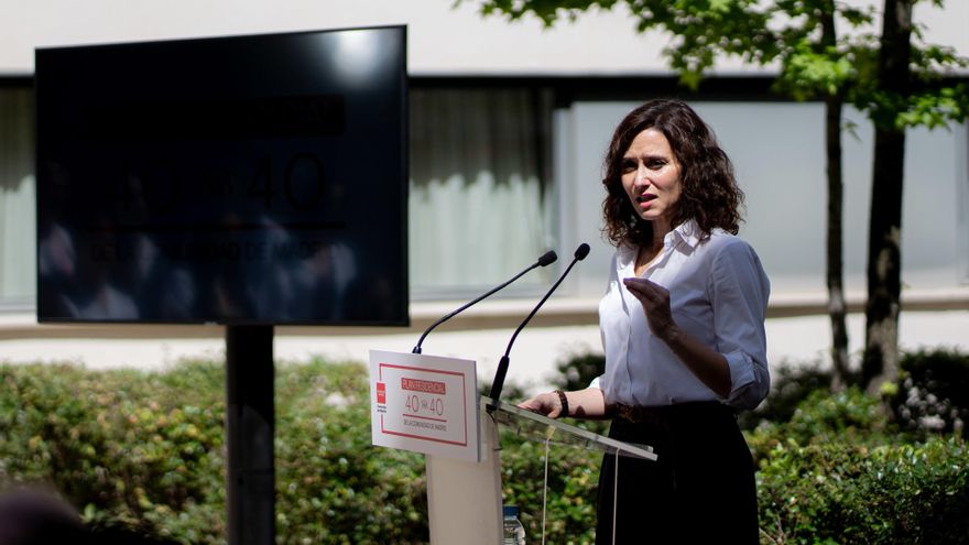 La presidenta de la Comunidad de Madrid, Isabel Díaz Ayuso, presenta el Plan Residencias 40-40 del Gobierno regional, a 27 de abril de 2026, en Madrid (España).