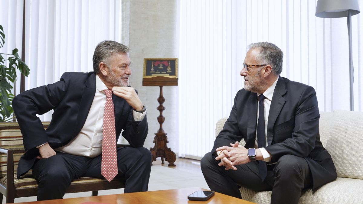 Los grupos apremian al PP a formar Gobierno en Castilla y León mientras Vox ve “difícil” cerrar el acuerdo antes de las andaluzas