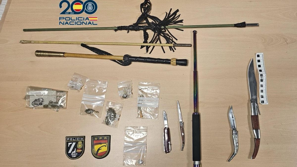 Armas blancas y droga encontradas en la fiesta clandestina