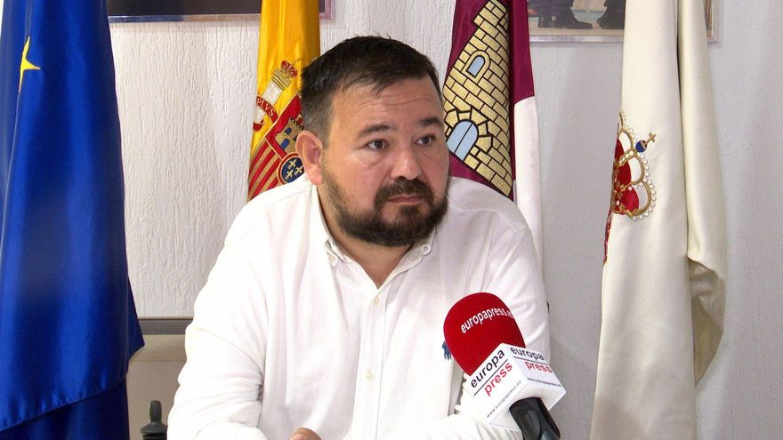 El alcalde de La Roda, diagnosticado de ELA, trabajará por el Ayuntamiento "hasta el último suspiro"