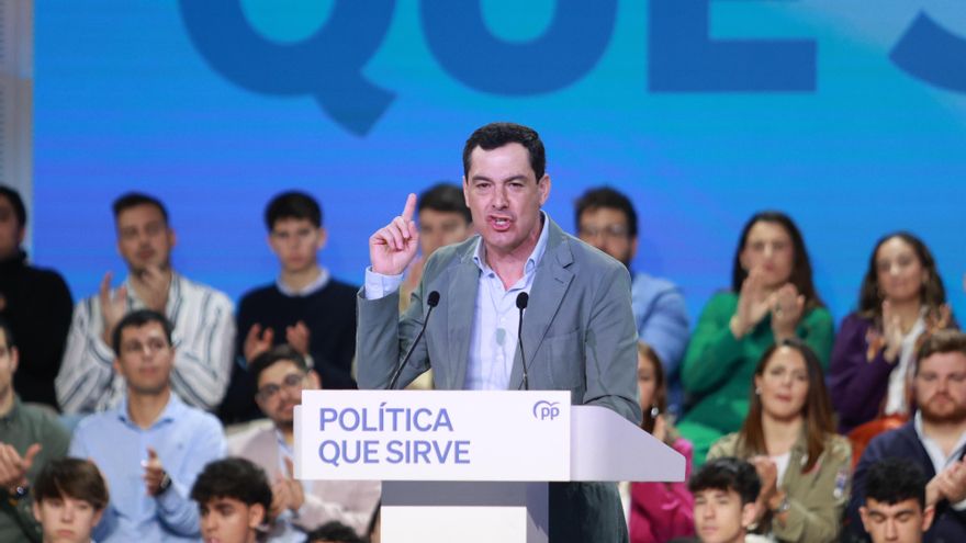 Archivo - El presidente del PP de Andalucía, Juanma Moreno, en una imagen de archivo.