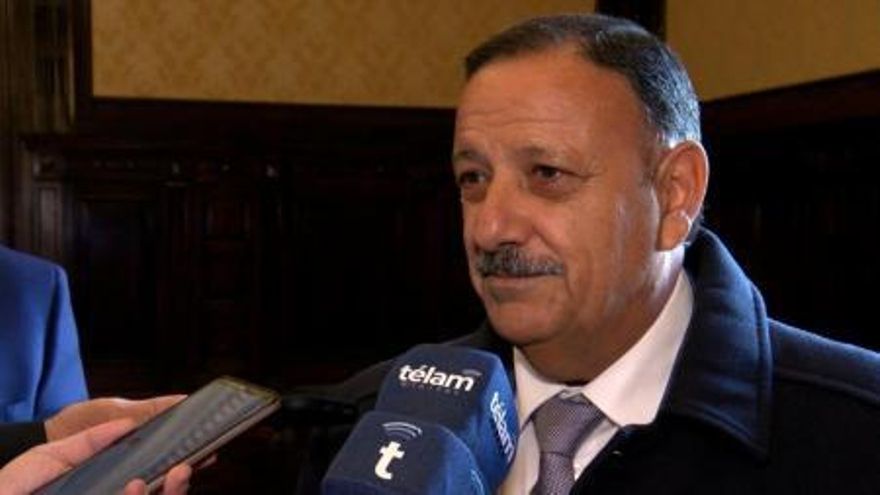 Ricardo Quintela envió un proyecto para que La Rioja tenga su propia moneda