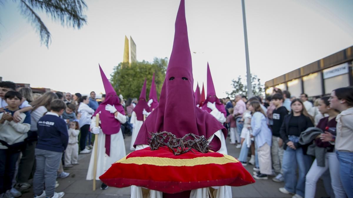 La salida procesional de las Lágrimas, en imágenes