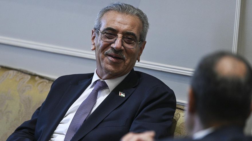 Ali Shaath, líder del comité de tecnócratas palestinos seleccionados para administrar Gaza, en una reunión en El Cairo, el 19 de enero de 2026.