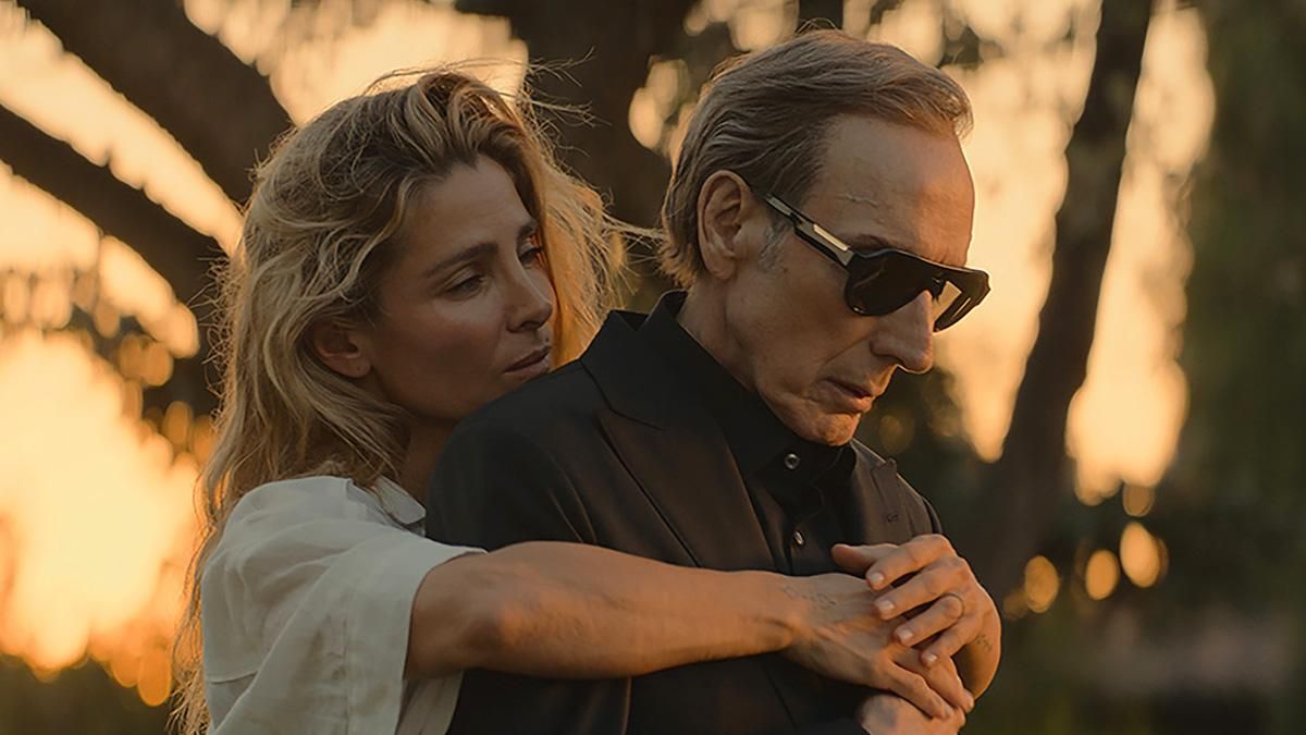 SkyShowtime lanza el tráiler de 'El Homenaje', la serie póstuma de Eusebio Poncela con Elsa Pataky y Luis Tosar