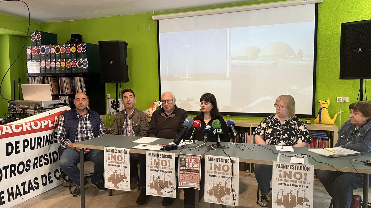 Convocantes de la manifestación del sábado, 31 de mayo, en Santander contra los proyectos de las macroenergéticas