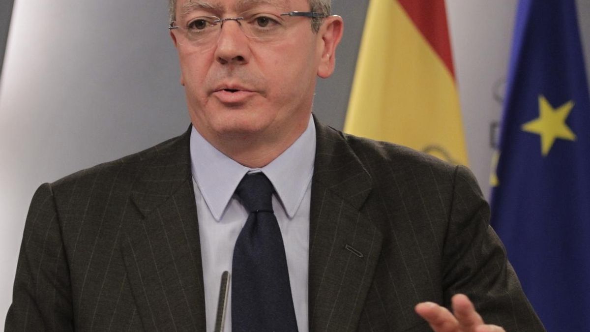 El Gobierno asegura que el último año no concedió ni tres de cada 100 indultos, la mitad que en 2012