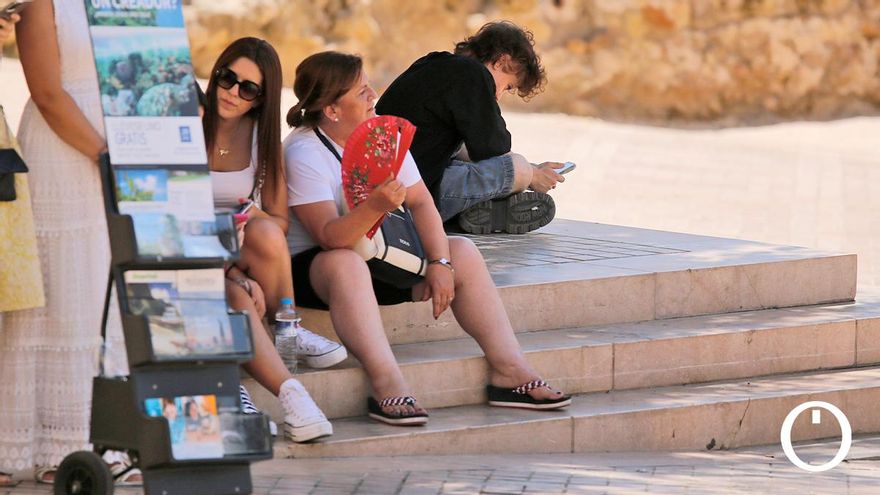 Los avisos de Sanidad por calor en Córdoba están mal: el primer muerto en España y jornadas irrespirables lo corroboran