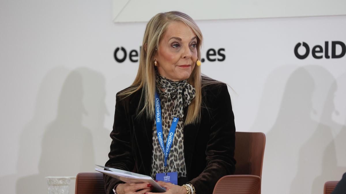 Cristina Cuerno
Catedrática de Ingeniería Aeroespacial (ETSIAE-UPM) y directora de jóvenes de Ellas Vuelan Alto