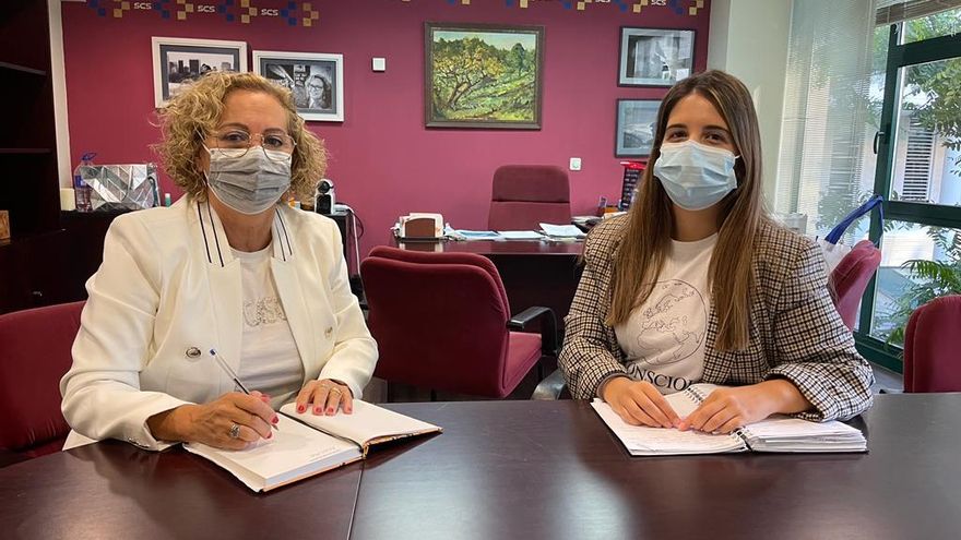 Sanidad colabora con Asocide Canarias para mejorar la asistencia a personas sordociegas de La Palma