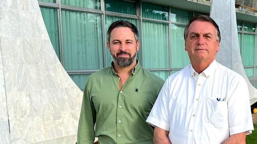Abascal sale en defensa de Bolsonaro tras su condena por el intento de golpe de Estado contra Lula