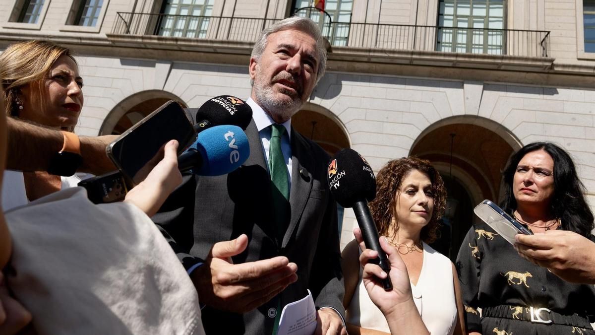 Azcón insiste en situar a Aragón como la víctima del real decreto sobre centros de datos: "Es una amenaza muy seria"