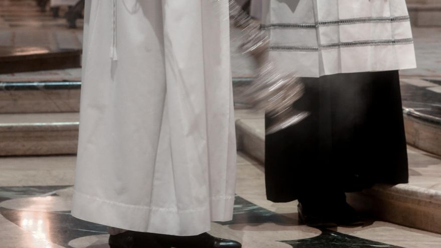 El sacerdote de Salamanca que sufrió abusos en su infancia por un cura: "No se debe esconder ni minimizar"