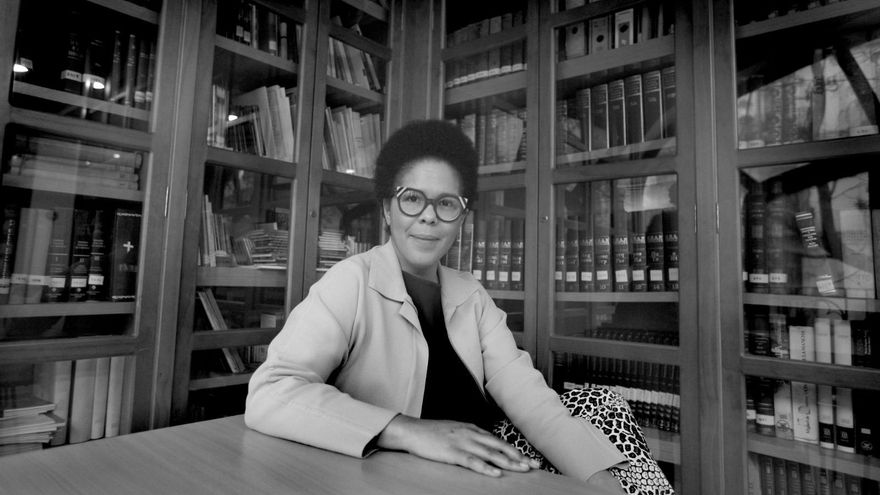 Djaimilia Pereira de Almeida va fer un salt el 2018 cap a la tercera persona amb Luanda, Lisboa, Paraíso per explorar veus narratives distintes