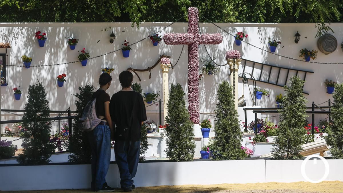 Segundo premio en Zonas Modernas Cruz Asociación de Vecinos San José Obrero