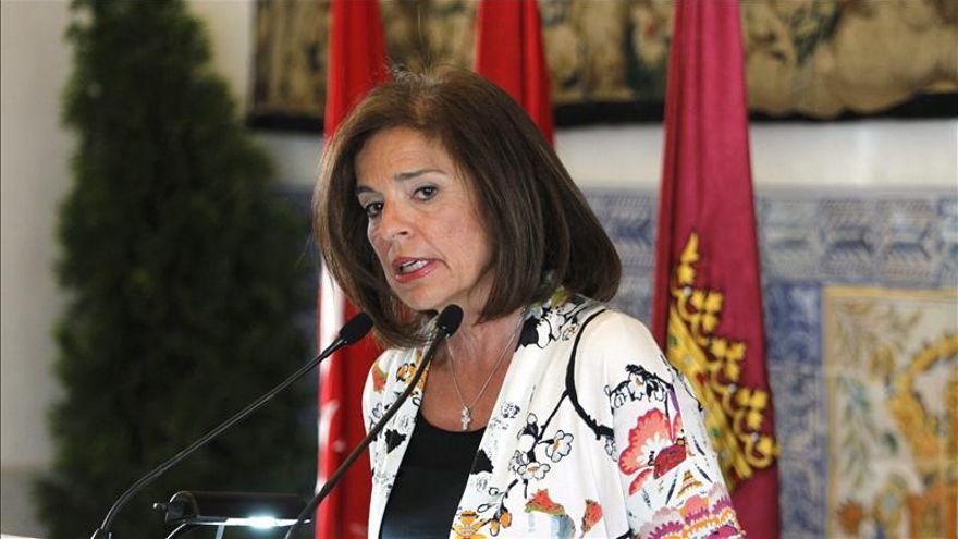 Ana Botella pide al Santo trabajo para todos, especialmente para los jóvenes