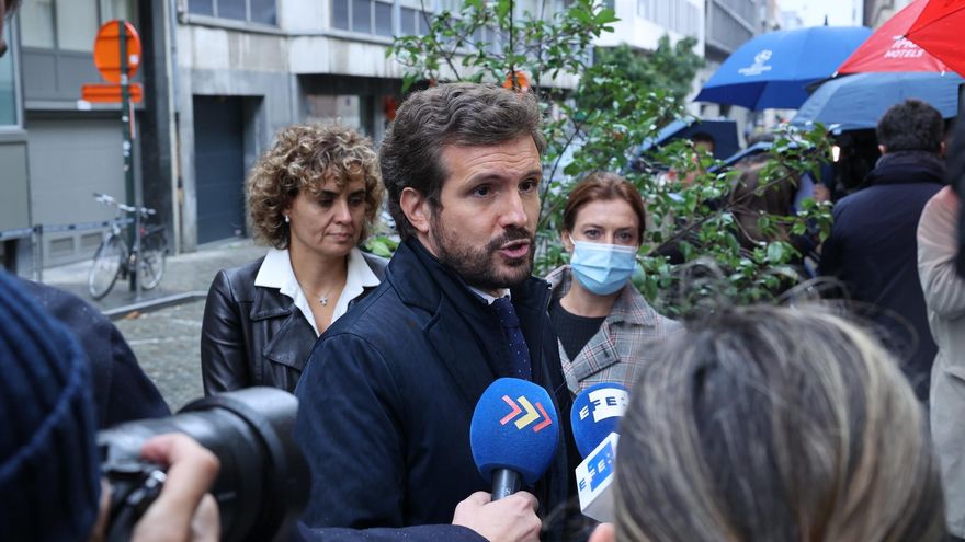 Casado vuelve a cuestionar en Bruselas el uso de los fondos europeos: "Quieren comprar videojuegos con la ayuda comunitaria"