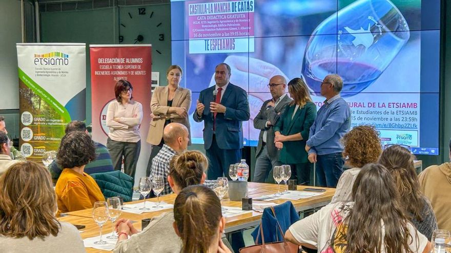 Más de 7.500 personas han catado vinos en las 133 acciones que ha celebrado la Fundación Tierra de Viñedos desde 2019